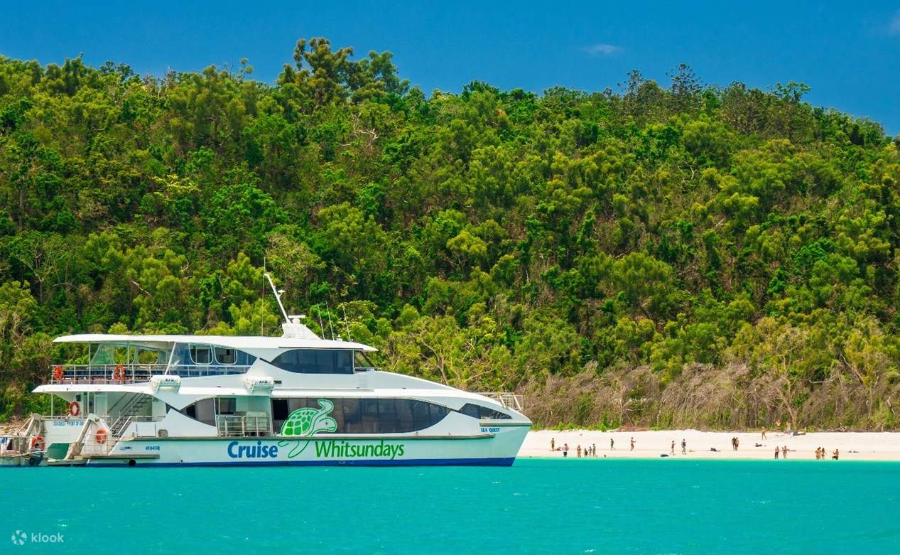 Whitehaven Beach Adventure and Full Day Water Activities in Whitsundays